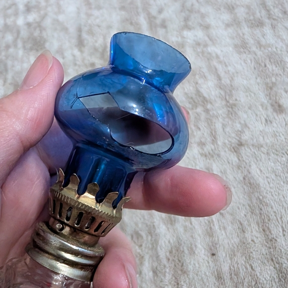 Vintage Glass Oil Lamp with Blue and Clear Design - Picture 4 of 5